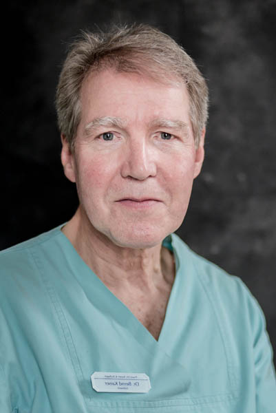 Dr. Bernd Kaiser